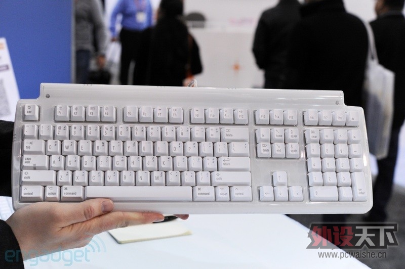 Matias��CES����Tactile Pro 4��е���̼�Mini Tactile Pro
