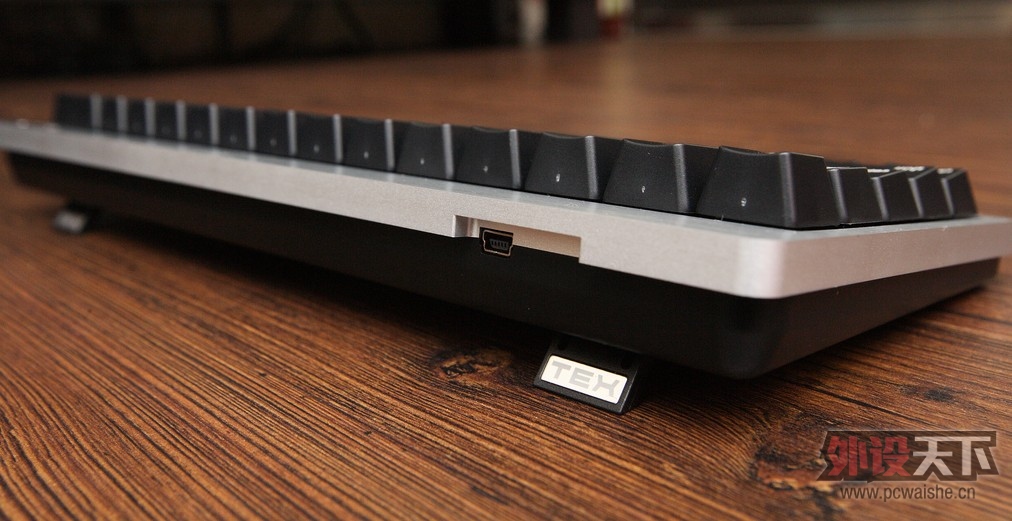 µPOKERû,ǿ¶־ TEX TKB-600