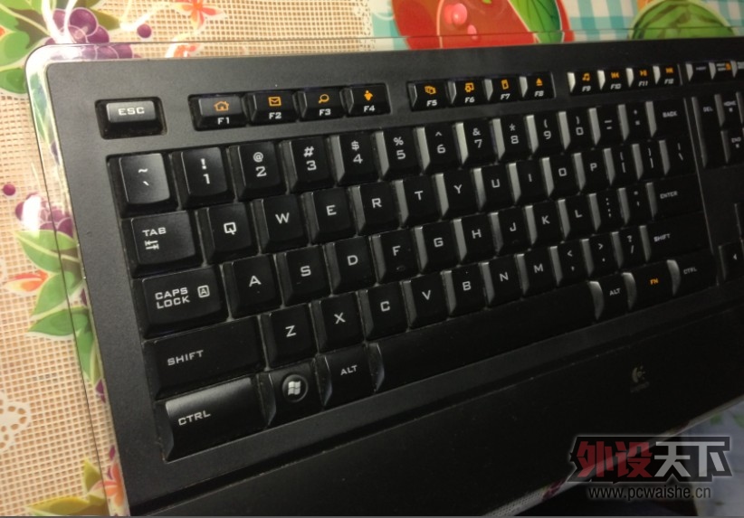 [�������][����]�޼�Logitech Illuminated Keyboard