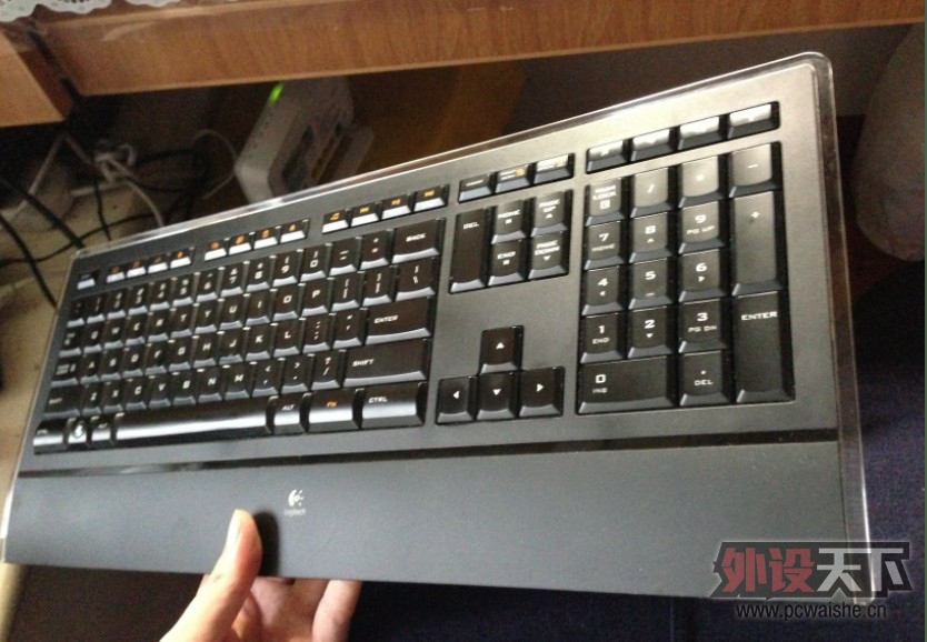 [�������][����]�޼�Logitech Illuminated Keyboard