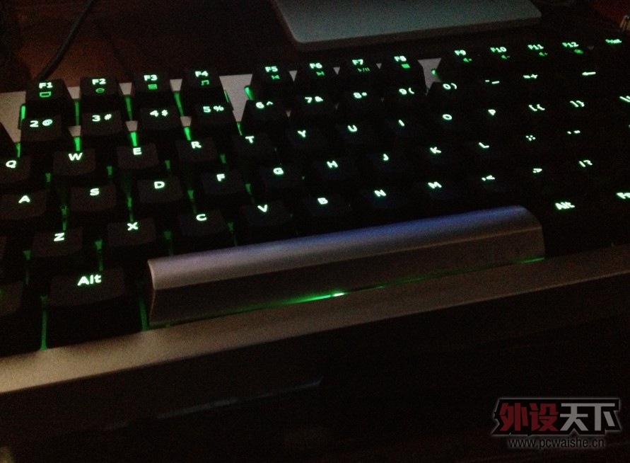 [20P] �ڸ���Ů�����˽��������ҵĵ�����MKC GeekKey-87�� �̹� ����