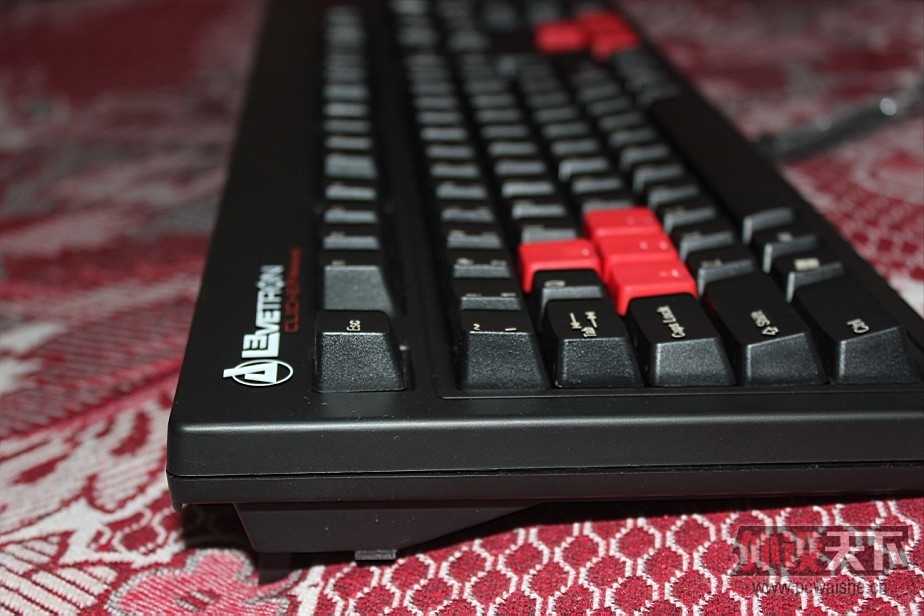 AZiO LeveTron&reg; KB528Uе̡Ĳ