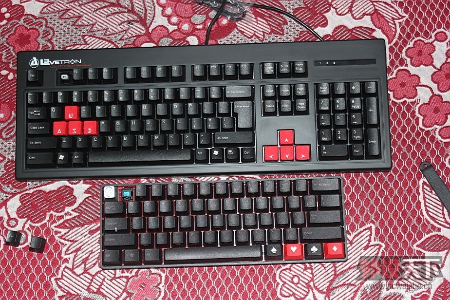 AZiO LeveTron&reg; KB528Uе̡Ĳ