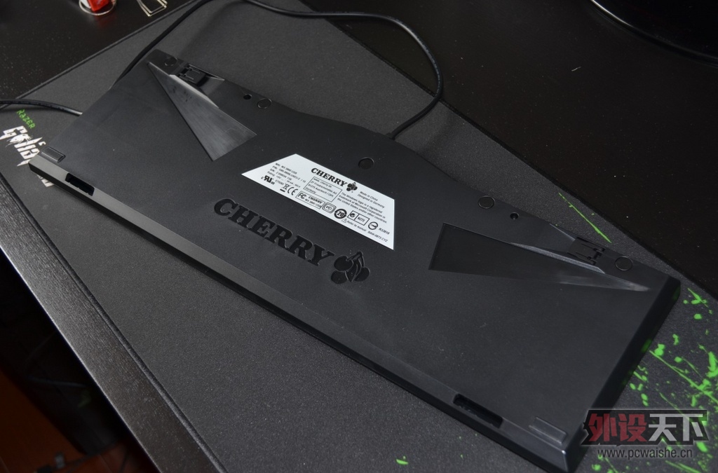 [��Ʒ�׷�����]Cherry MX-Board 2.0����+KC104Bԭ���߶ȼ�ñ�������