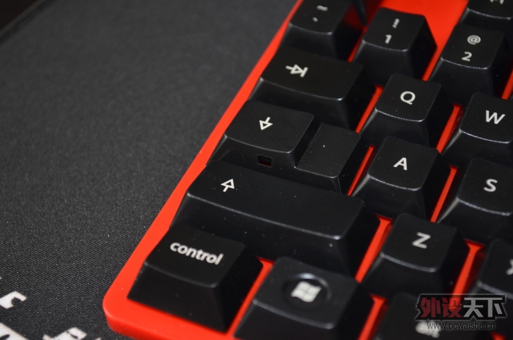 [��Ʒ�׷�����]Cherry MX-Board 2.0����+KC104Bԭ���߶ȼ�ñ�������
