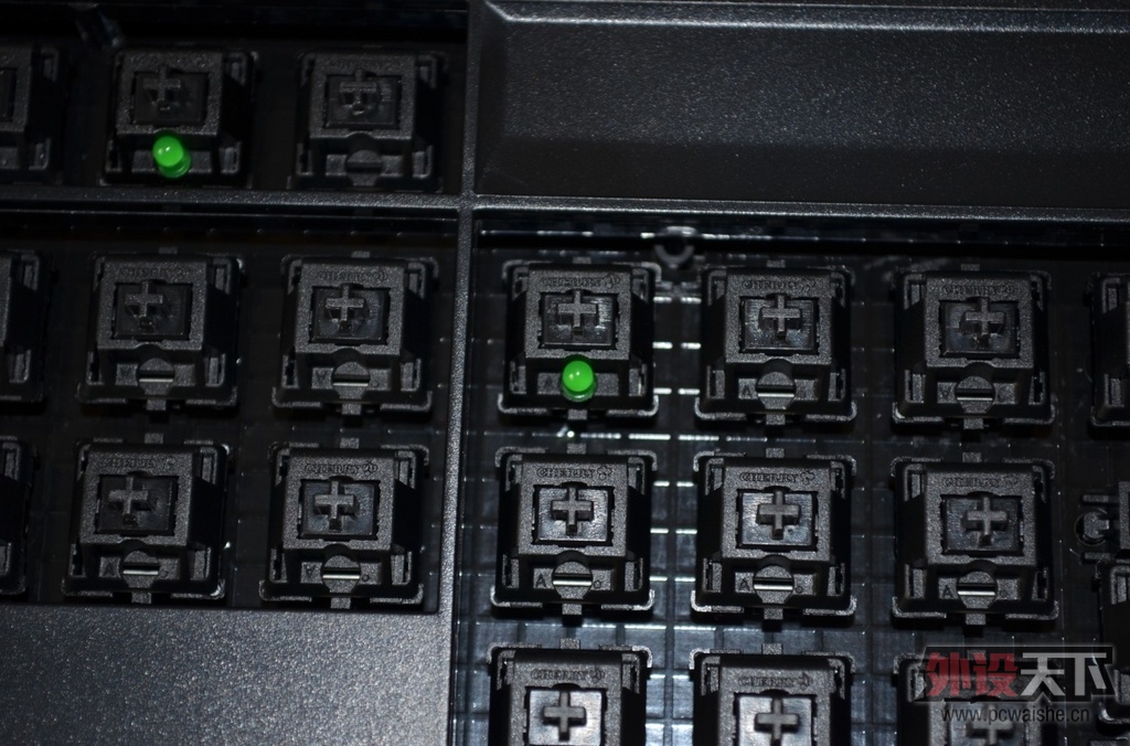 [��Ʒ�׷�����]Cherry MX-Board 2.0����+KC104Bԭ���߶ȼ�ñ�������