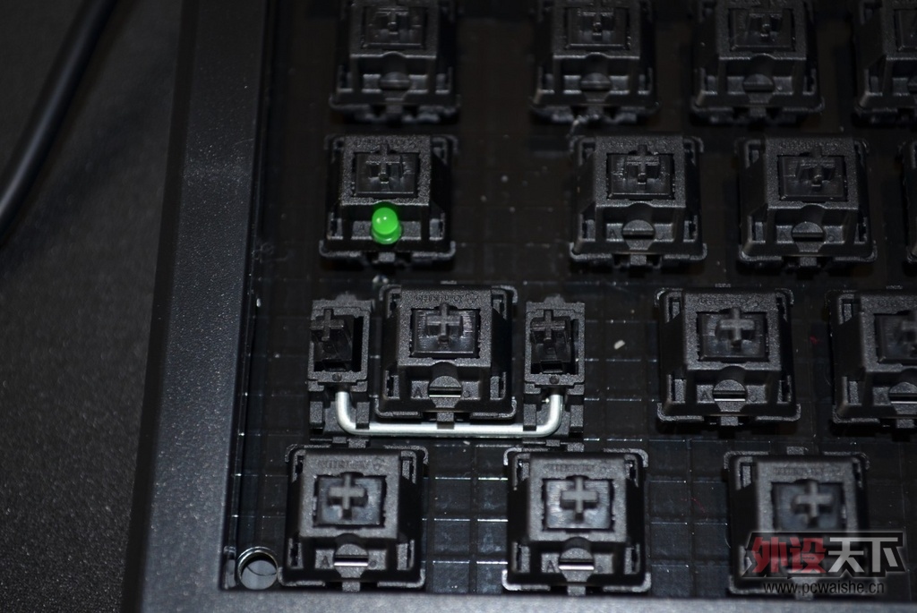 [��Ʒ�׷�����]Cherry MX-Board 2.0����+KC104Bԭ���߶ȼ�ñ�������