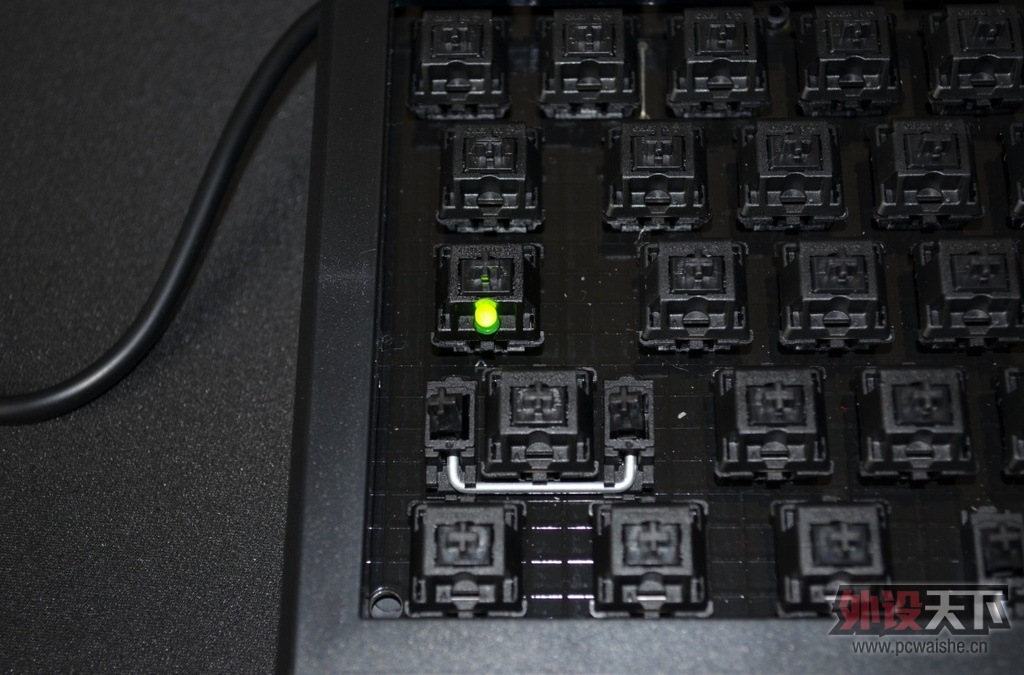 [��Ʒ�׷�����]Cherry MX-Board 2.0����+KC104Bԭ���߶ȼ�ñ�������