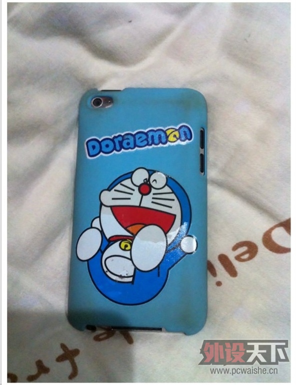 ���Ͼ���500����ɫiPod Touch4��8G