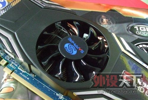 ���人��������ʯHD6870�׽���Կ� 9.5��