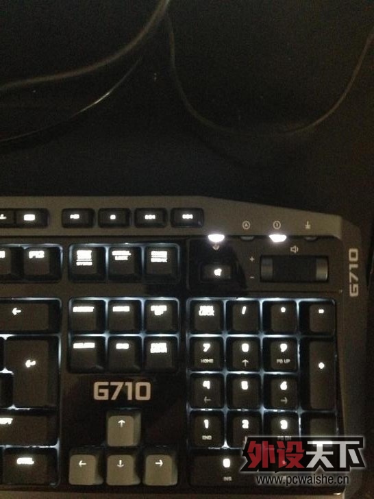 ����������9.5�� ŷ���޼�G710��е���ᱳ�����