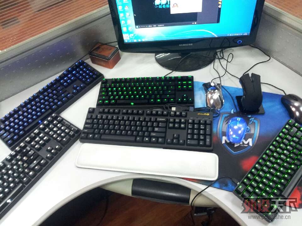 QQ`WUlE0%NHTTGBK4$MTR.jpg