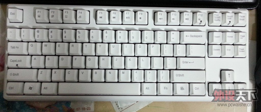 ���ѳ��� [�Ϻ�] ����87 ��ɫPBT��ñ ���� 9.5��