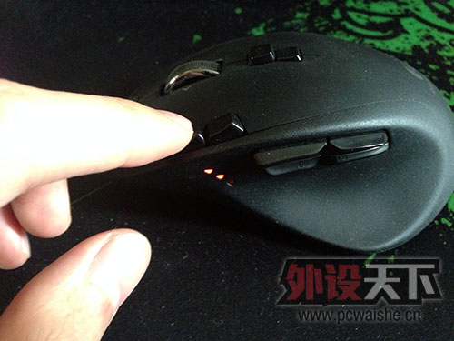޼G70084