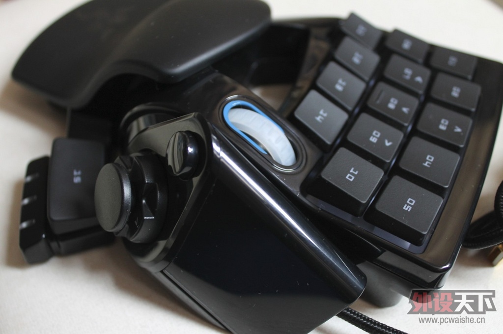 ���ѳ�������Razer ŵ˹ħ�� ���ּ��� ����9�£������ͼ���ӵ���