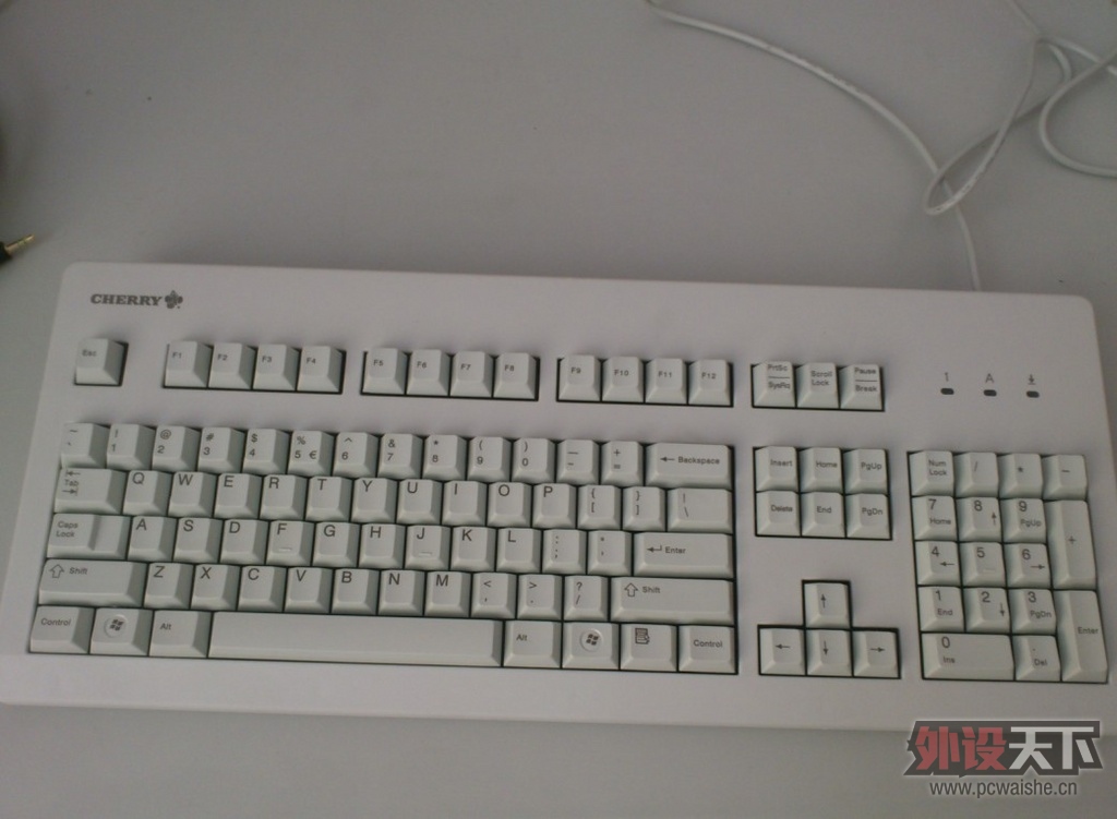����98��CHERRY G80-3000 ��ɫ���� 550���� ��˵��ȫ ��α�뻹û���ü���