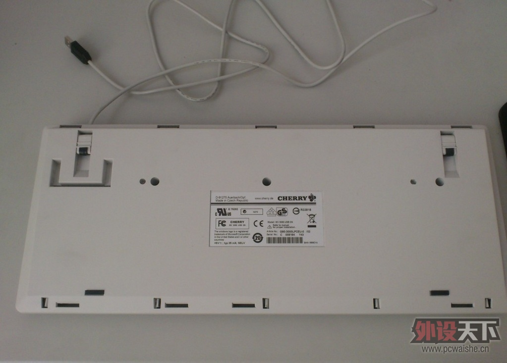 ����98��CHERRY G80-3000 ��ɫ���� 550���� ��˵��ȫ ��α�뻹û���ü���