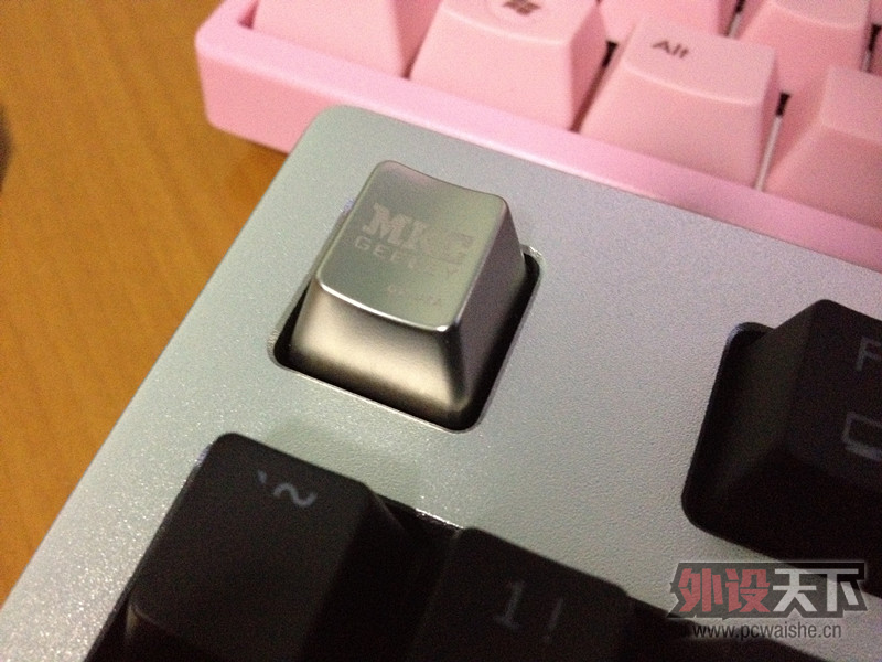 MKC  GEEKKEY87�Ǻ�����ҩ~