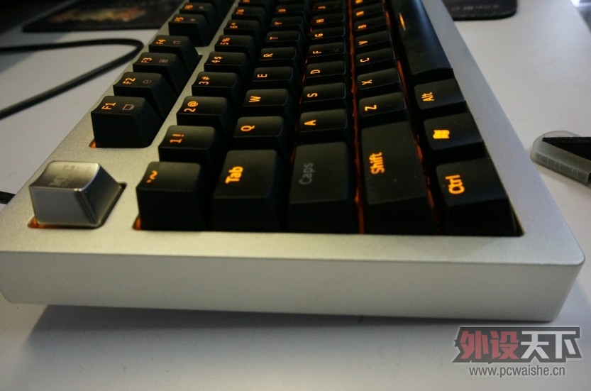 [�Ϻ�]���ۡ�����MKC-GEEKKEY 87-A���ǣ��������