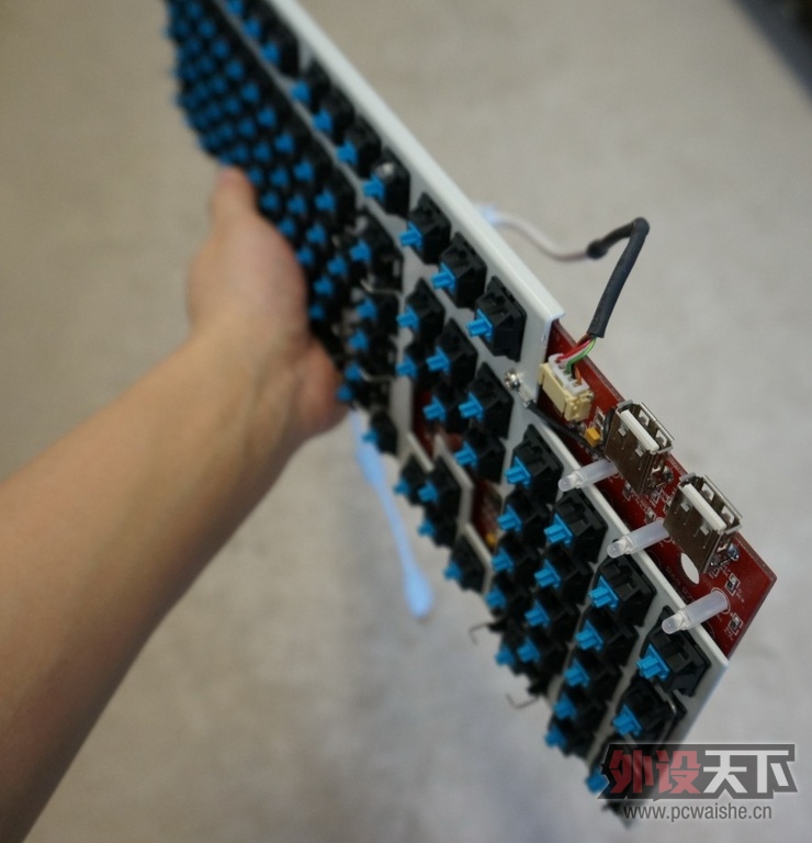 QQ��ͼ20130312183824.jpg