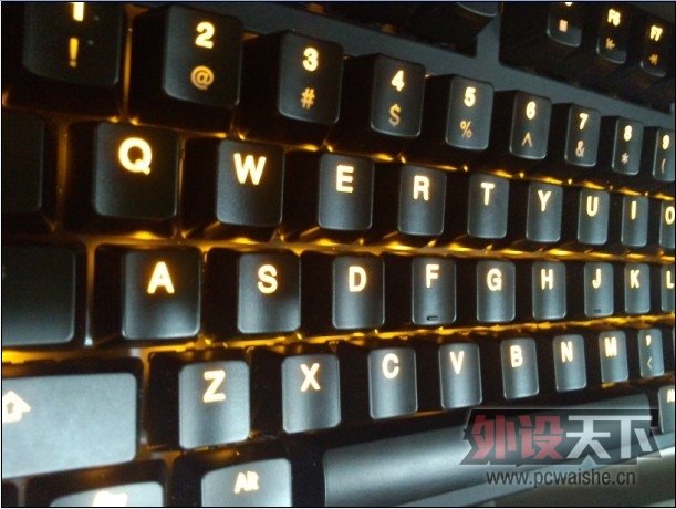 ������ɫ���ħ��Ѽ����,���� 780 ����