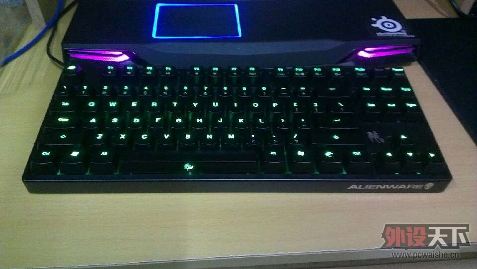 ����һ�ѣ�Ducky �̵ƺ������꣬��ӭ�ﶥ��  �ѳ����������