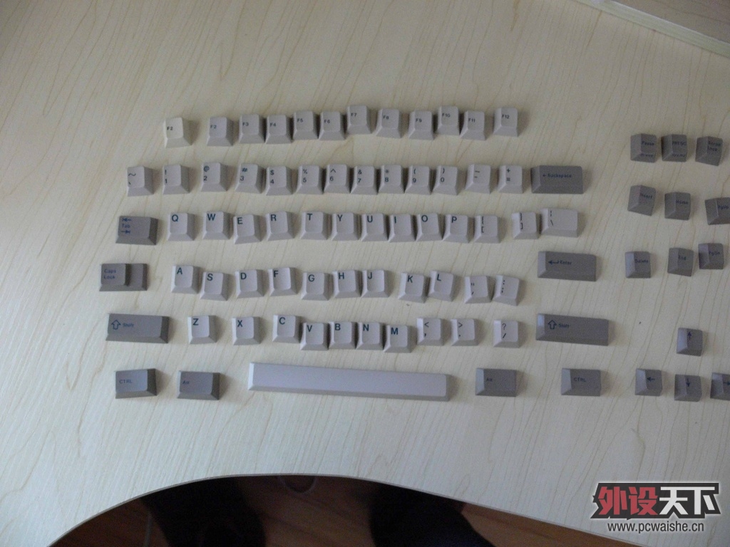 143900qcui4rvnhmvv4uc0.jpg