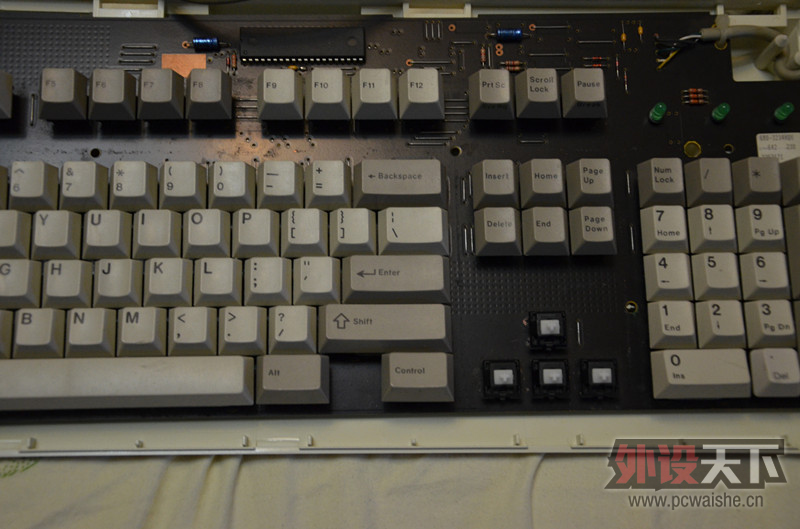 ���Ĵ������� ����  cherry  NCR    1200Ԫ
