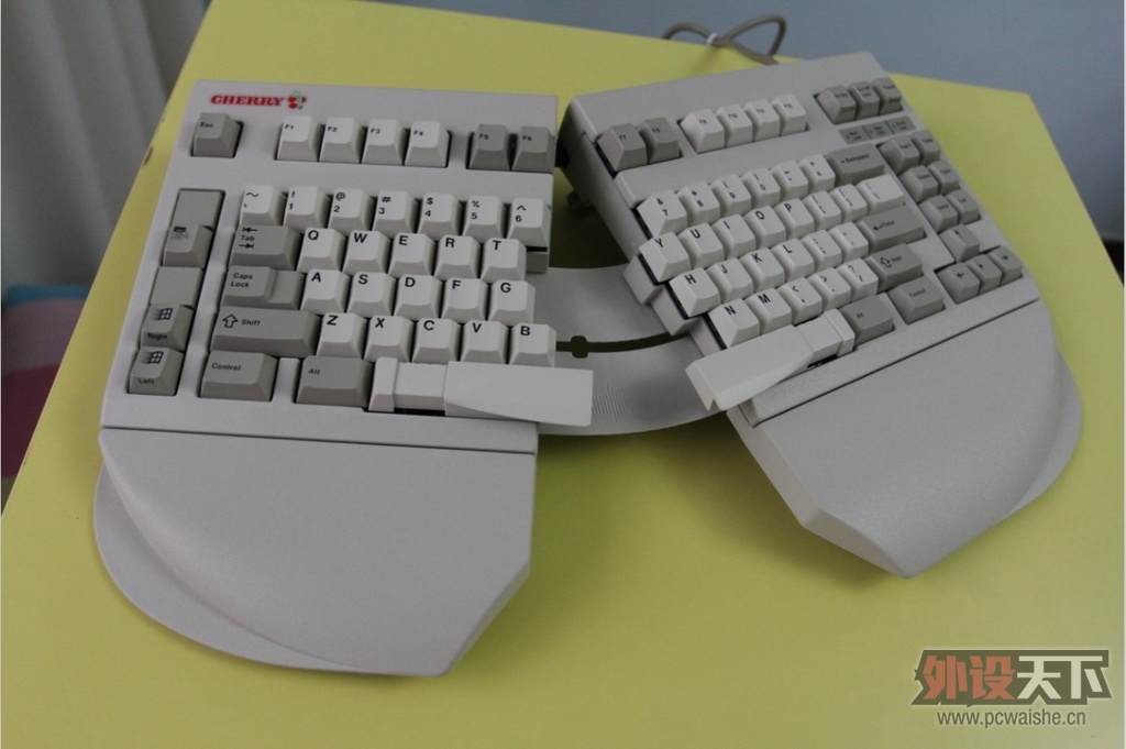 Cherry G80-5000 & G80-5700