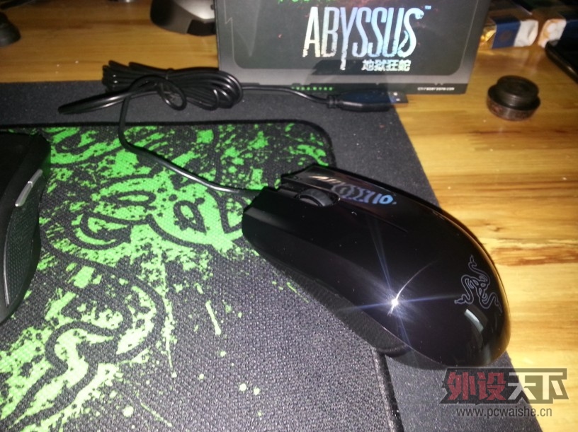 [���]���人��RAZER�������� 9�£�70����