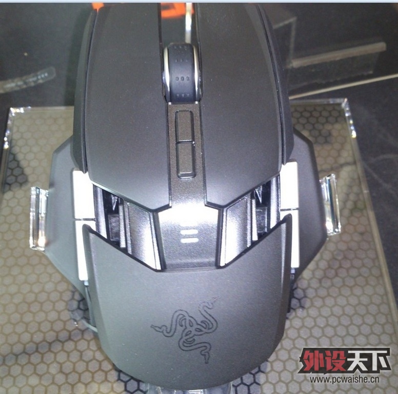 205344wv0b6i670is6vz7k.jpg