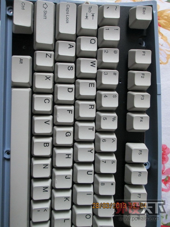 ��ɫ�ְ�