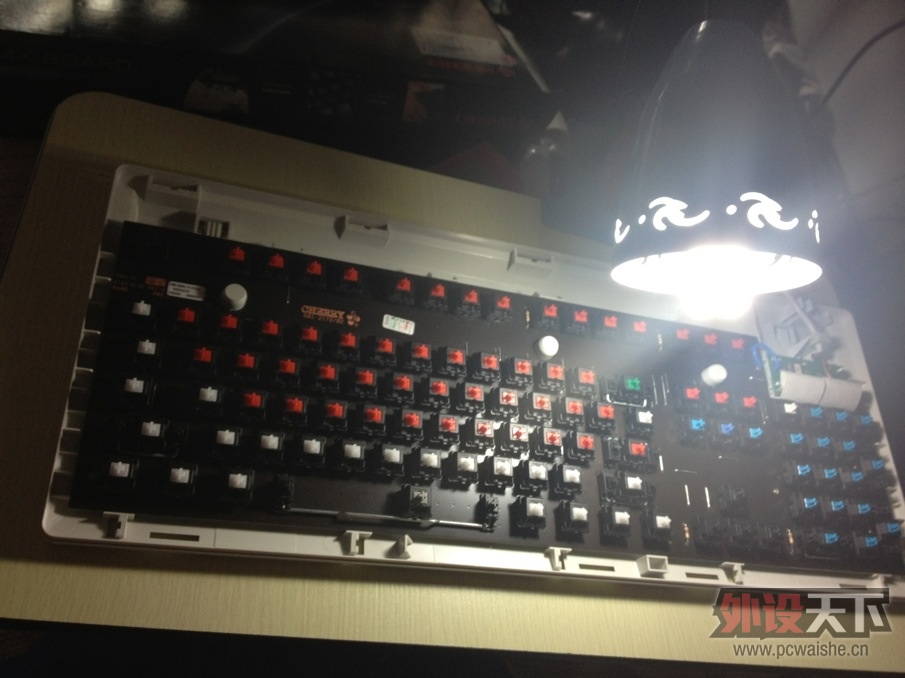 A{176DJ1RND7$U}2FJ%[54B.jpg