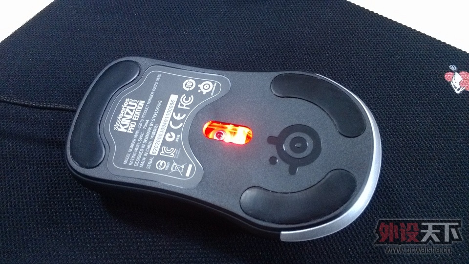 [�Ϻ�]�� Kinzu v2 pro + Roccat Lua + ������ ����