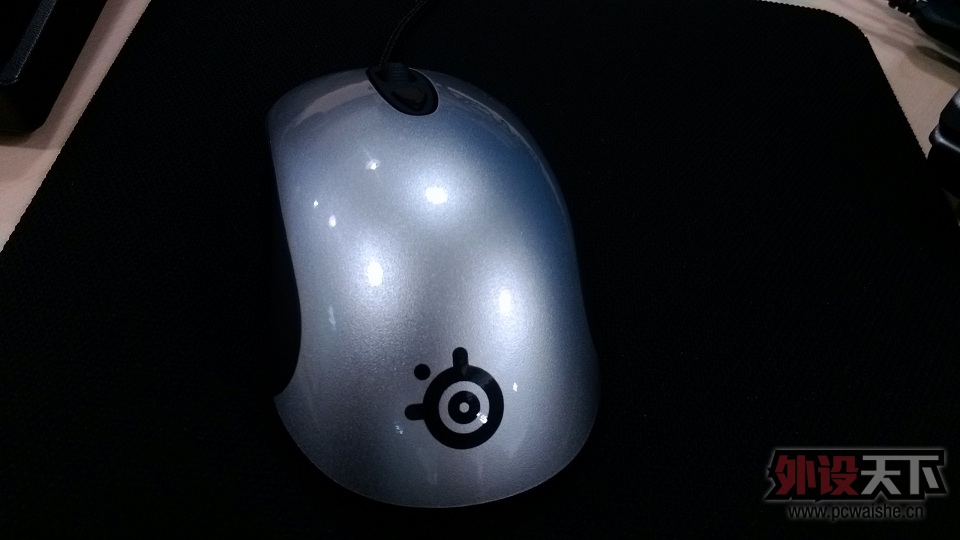 [�Ϻ�]�� Kinzu v2 pro + Roccat Lua + ������ ����