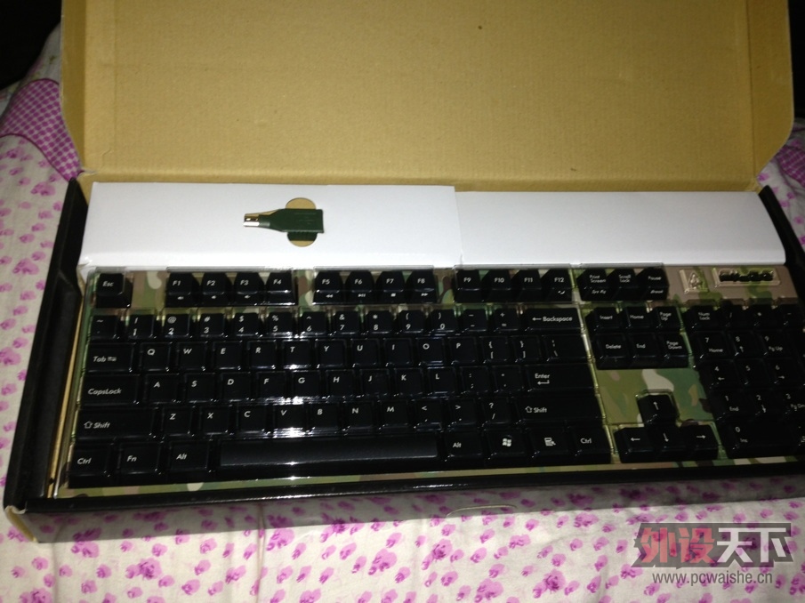 E13NZ_6[I7{KB{E@A{T9Q]2.jpg