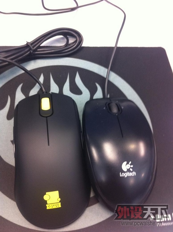 ��ħ����zowie FK���С�