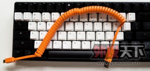 ��2����е���̵�buffalo -USB�ߣ���Ҫ��ɫ�ģ�