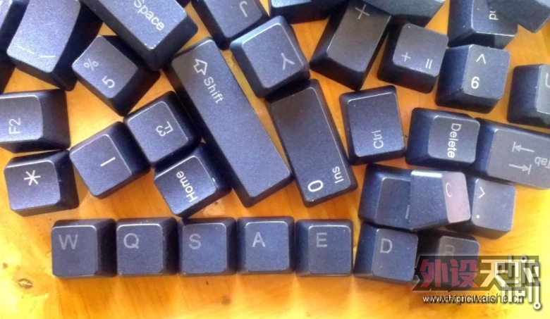 [�ѳ�]��ɫͬ��37��PBT KBC�����104��PBT��ñ