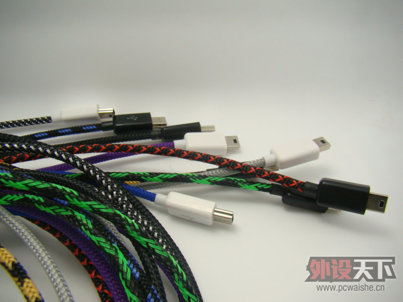 ��̳��Ū�˼��� ��е����USB�� ��ɫ��Ƥ����
