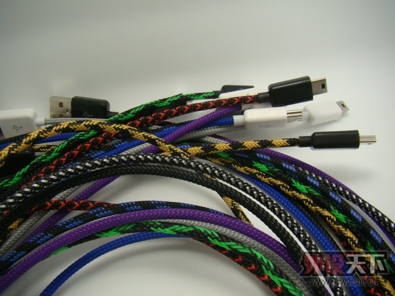 ��̳��Ū�˼��� ��е����USB�� ��ɫ��Ƥ����