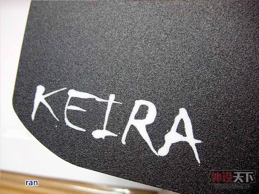 ��˳�����͡�ɲ����֮���ƽ��׷Ѱ����COREPAD KEIRA ���� ��������ߴ�-�ڣ�ʹ��С��