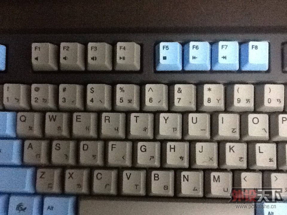 ducky 9008 G2 Pro  Ҳ 