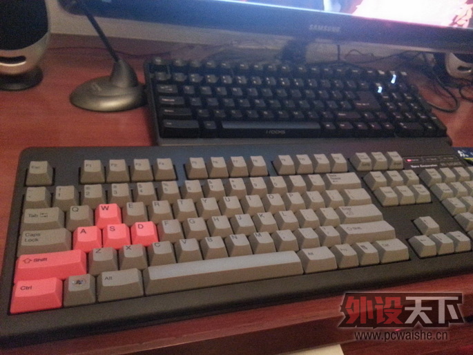 ������REALFORCE 104pro����������һ��