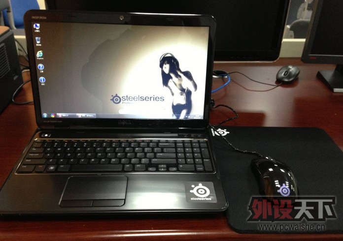 ���SteelSeries��Sensei RAW��LED����ô����ɫ�ģ�