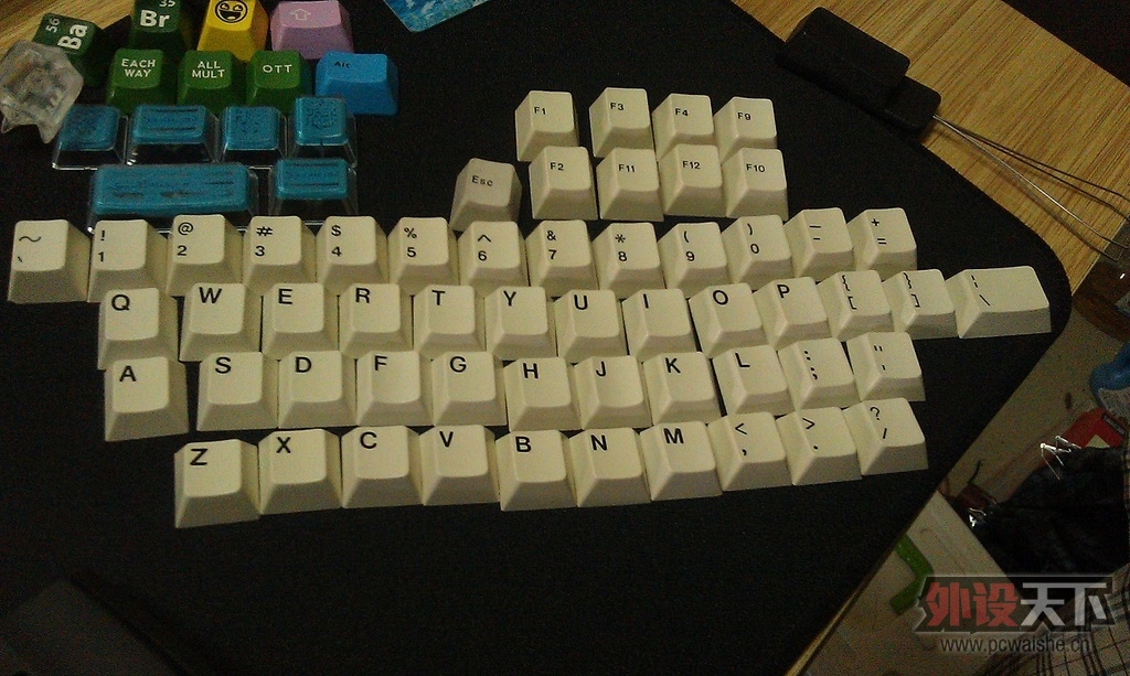 ɶɫñ Լñ