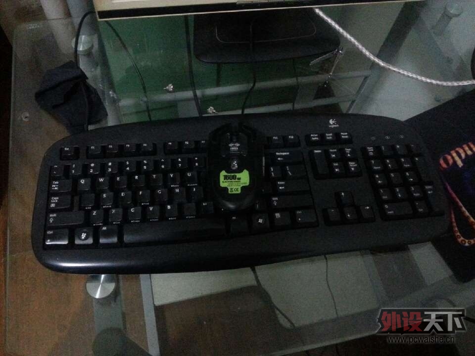 1200Ԫ��һ̨̨ʽ����(˫��2.8GHz-9800GT�Կ�-2GB�ڴ�-320GBӲ�̣�