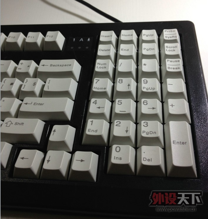 ��������1800�ϼ��̣�180Ԫ��˳��.�Ѹ��