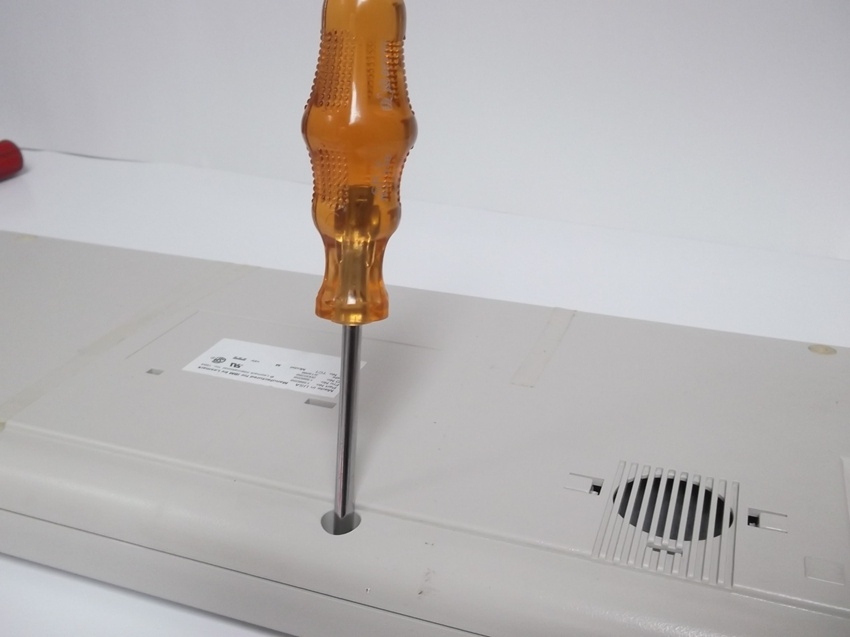 IBM MODEL M