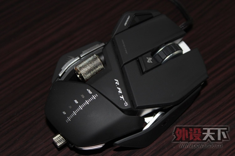 ���ѿ� rat5�������ɫ������� 5600dpi ��������һ�� ʲô��װ������� 380Ԫ��